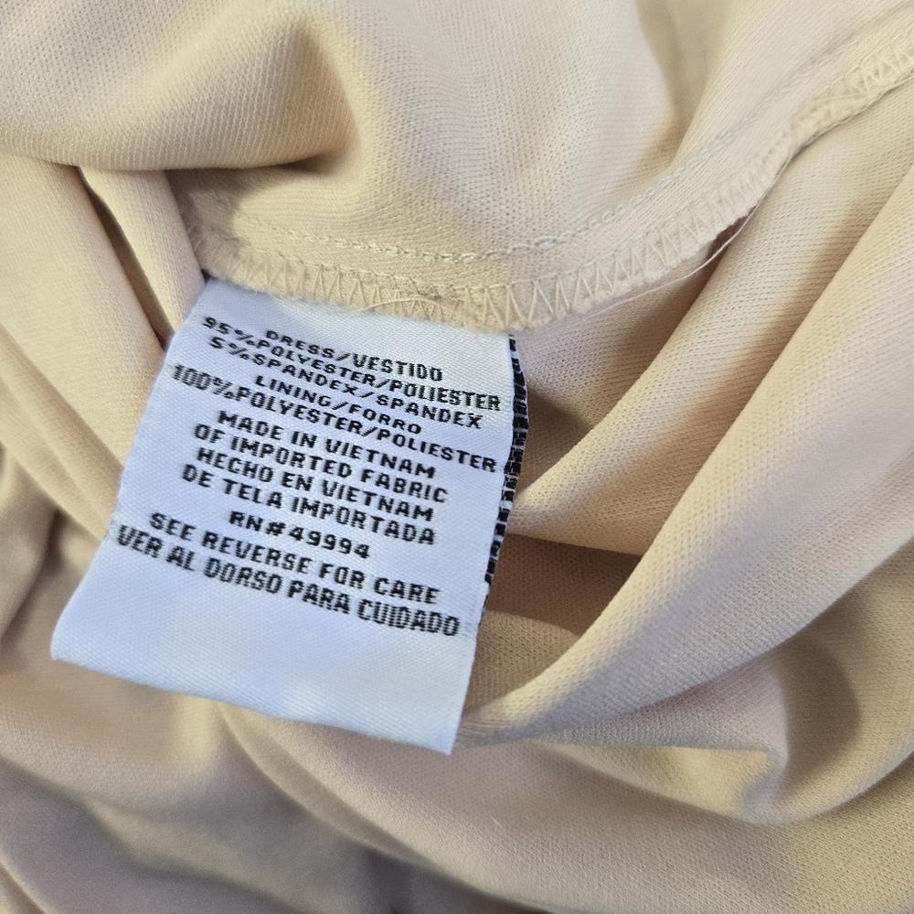 R&M Richards 6 Long Halter V-Neck Sleeveless Geometric Sequin Silver Nude New - Picture 8 of 9